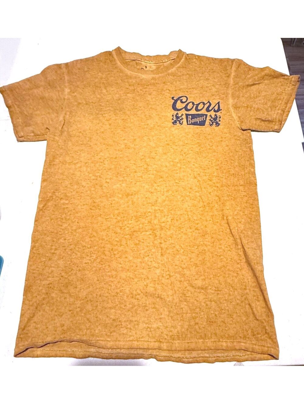Coors Banquet Cowboy Rodeo Distressed Brown Sugar Colored T Shirt Size Small